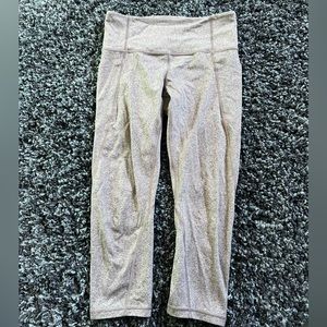 Athleta Salutations Stash Pocket Capri